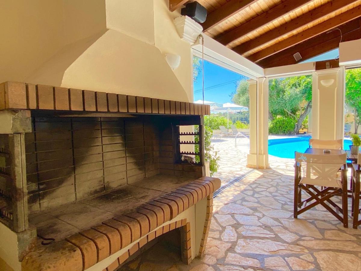 Villa Aliki Nissaki With Private Pool By Dadovillas ニサキオン エクステリア 写真