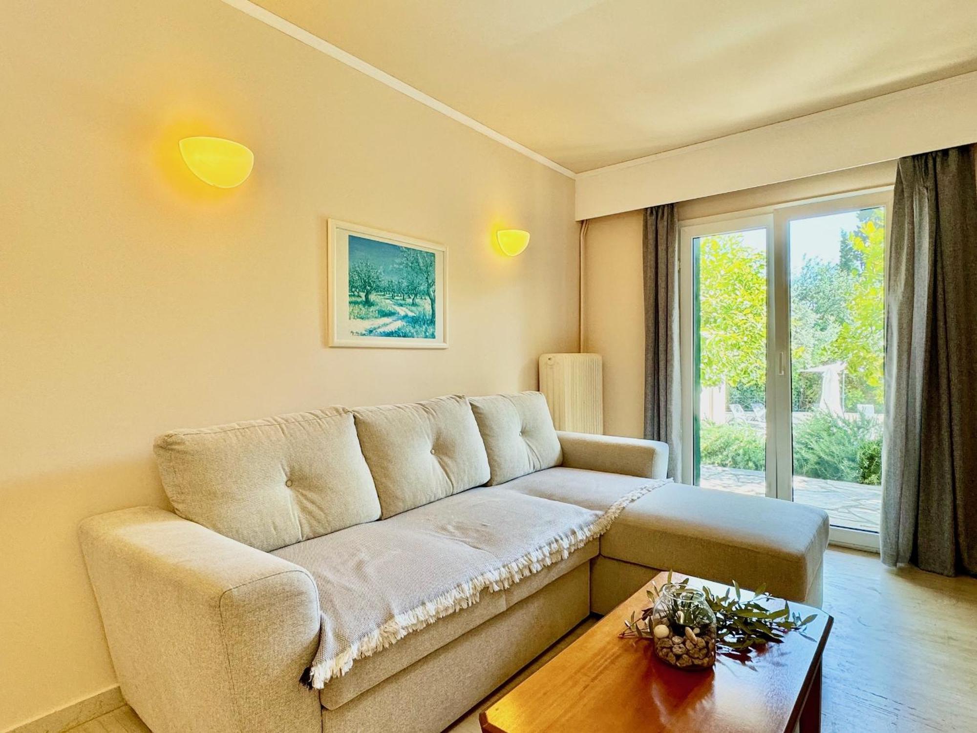 Villa Aliki Nissaki With Private Pool By Dadovillas ニサキオン エクステリア 写真